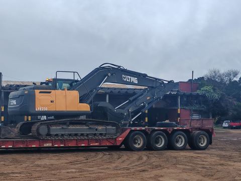Excavadora LTMG LTE230
